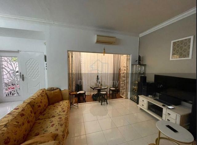 End Lot Renovated Home @ Puteri 12, Puchong | Freehold 1