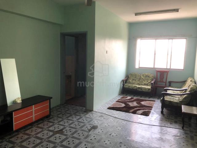Sri Ros Apartment 1