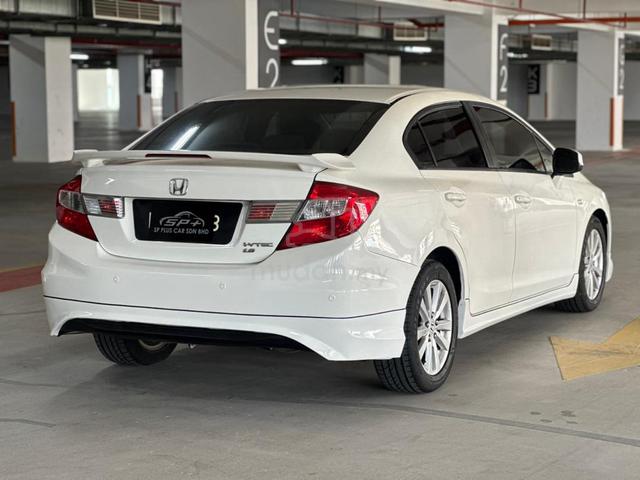 2012 Honda CIVIC 1.8 S i-VTEC FACELIFT (A) - 4