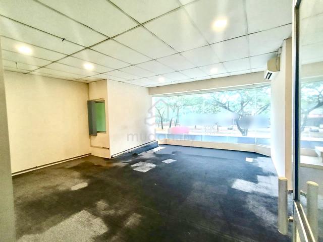 Impian Emas @ Skudai 1st Floor Shoplot Facing Main Road For Rent 1
