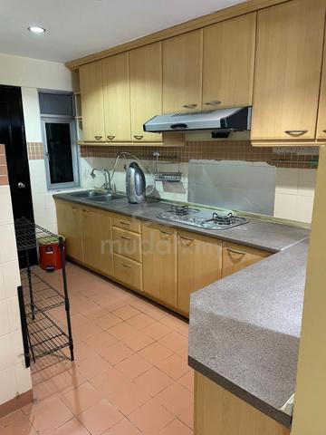 Perdana Exclusive Condo 1