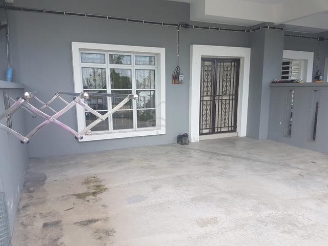 Lake view , transport is very convenient ,very near to masa university 1