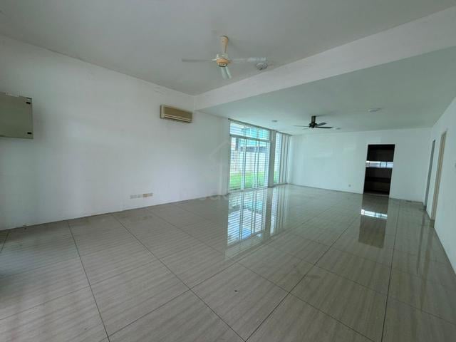 Bungalow 2 Sty Ivory Heights Desa 8 Bandar Country Homes Kota Emerald 1