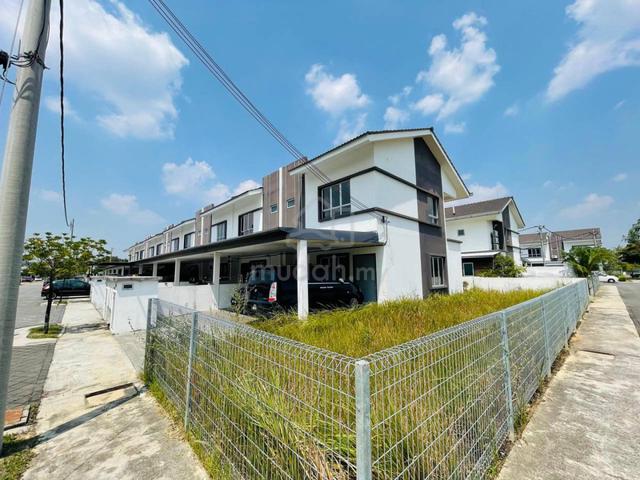 CORNER LOT Double Storey Terrace Irama Perdana, Alam Perdana 1