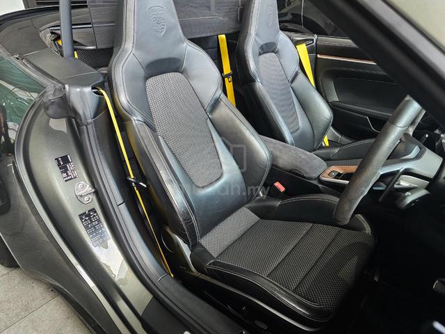 Porsche 911 CARRERA S CABRIOLET 3.0 (A) PCCB - 3