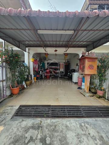 Double Storey Terrace low cost house for sale @ Jalan Serunai kulai 1
