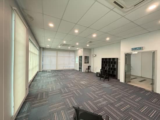 Semi-D with lift The Cube Bandar Puteri Puchong office for rent 1