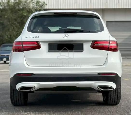 2019 Mercedes Benz GLC200 2.0 REALPRICE NO MARK UP - 3