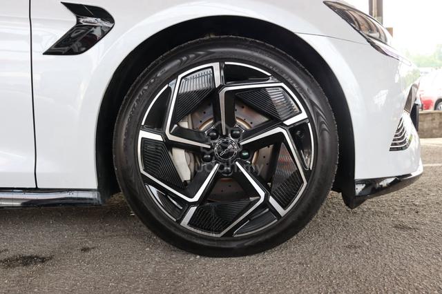 2024 Byd SEAL PERFORMANCE 4WD High Spec - 5