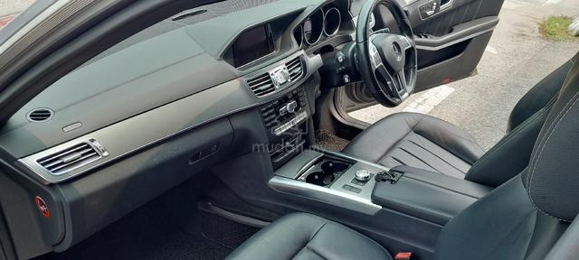 54134km Mercedes Benz E300 - 3