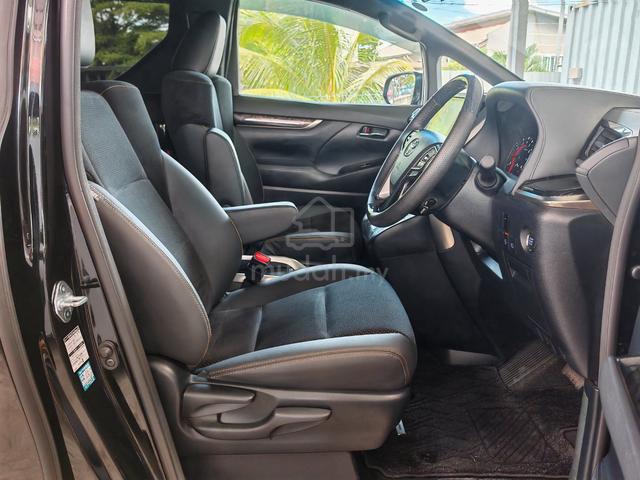 2021 Toyota Alphard 2.5 S Type Gold 2  - 2