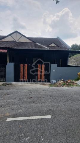 End Lot with Unblock View | Taman Sri Pulai | 22’ x 70 1