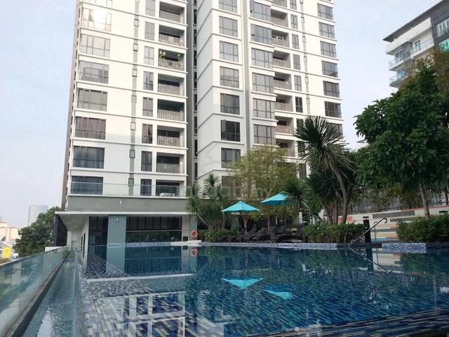 Nova Saujana 1