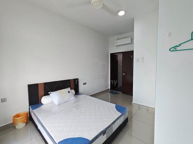 Twin Danga Master room for rent 1