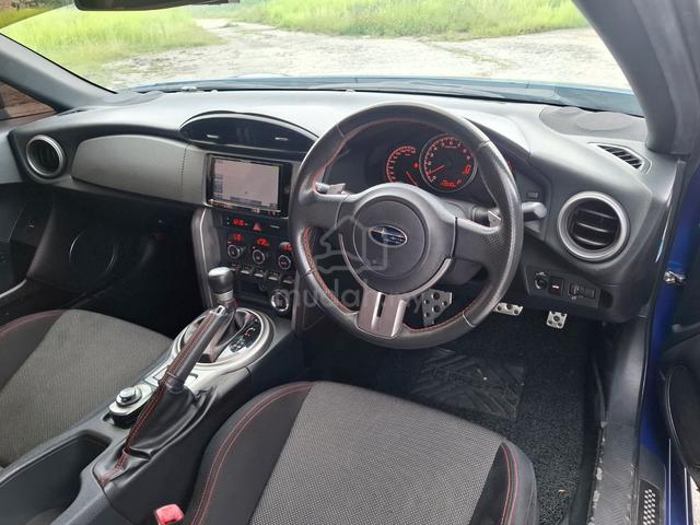 2015 Subaru BRZ 2.0 (A) loan kedai - 5