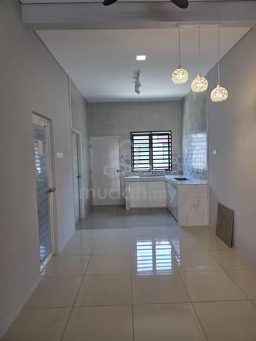Gated Fully Renovated Like New Lukut,PD 1
