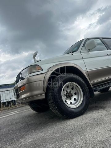 1996 Mitsubishi CHALLENGER 2.8 - 4
