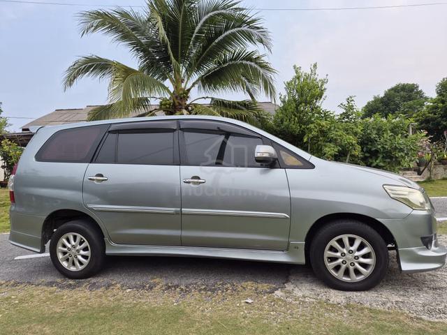 TOYOTA Innova 2.0G 2013 - 1