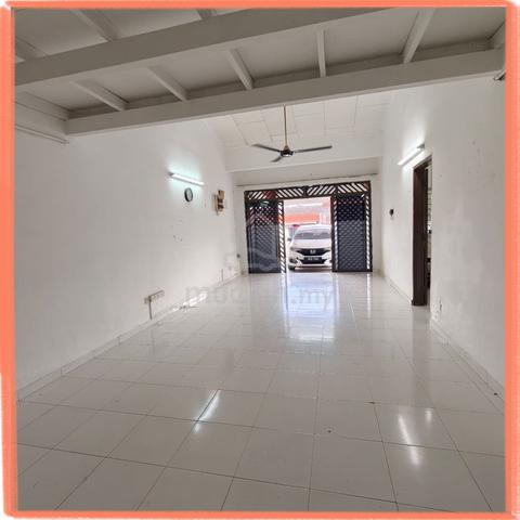 Pelangi , Jalan Jerau double storey rent /murah /cantik 1