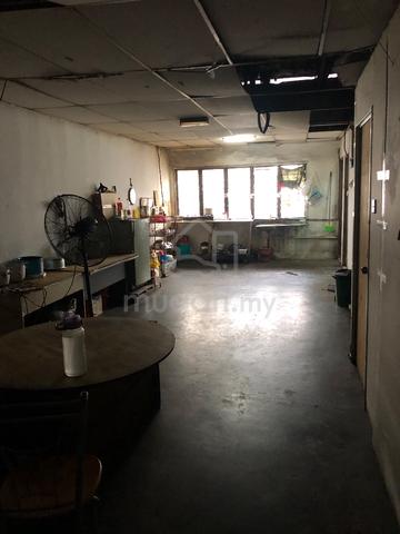 Seksyen 25 Shah Alam - Sri Muda third floor shoplot 1