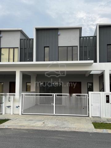 Resort Residence 2, Bandar Sri Sendayan 1