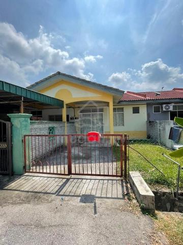 Teres Setingkat Taman Bukit Sendayan Seremban 1