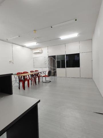 Space for rent. Very Spacious 1