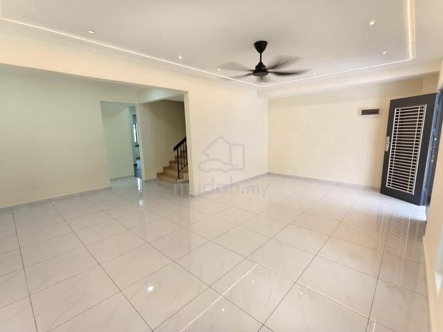 Double storey For Sales @Selesa Jaya 1
