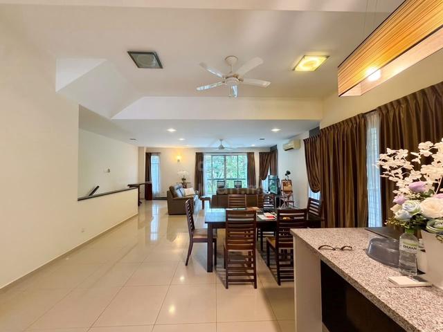 Horizon Hills 2.5 Storey Semi-Detached, Fully Furnished For Rent 1