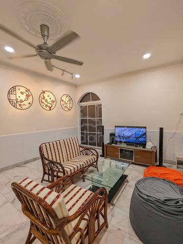 Fully Furnished Bungalow Taman Rasah 1