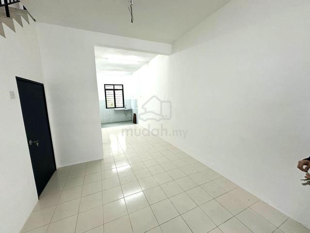 Double Storey Medium Cost House Bandar Putra, Kulai 775sqft 1