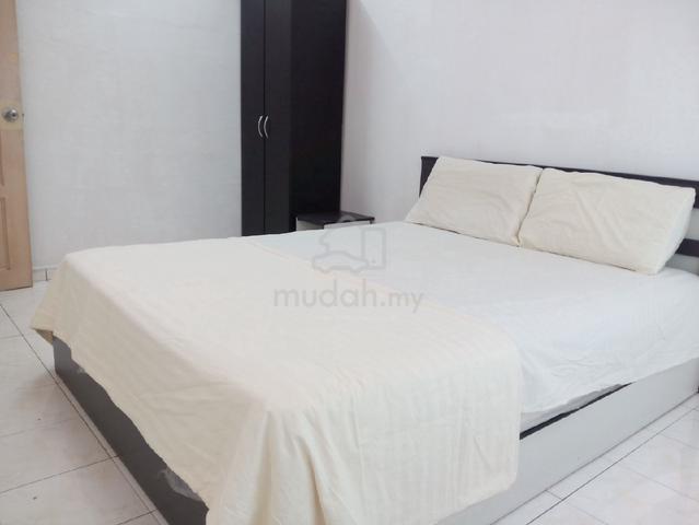 Fully furnished medium room Desa Petaling (female) 1