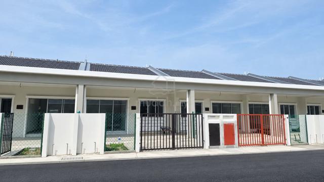 SUPERLINK 19x76 4R2B Jln Kebun Baru Shah Alam Sek 30 tepi MAINROAD 1