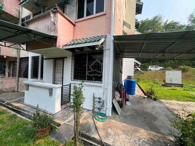 Bambangan Apartment 1