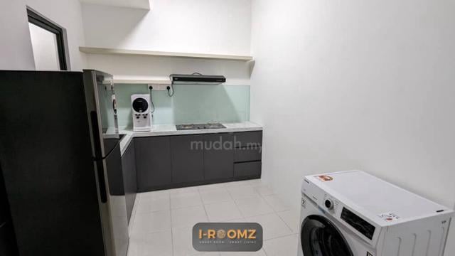 Netizen Junior Room With Window Kajang Low Deposit Mrt Promosi Move In 1