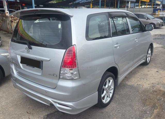 2010 Toyota INNOVA 2.0 E FACELIFT (M) - 4