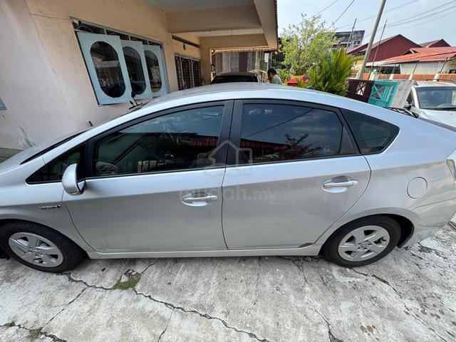 2011 Toyota PRIUS 1.8 (HYBRID) (A) - 1