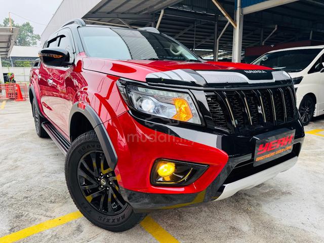 Nissan NAVARA 2.5 VL PLUS (BLACK SERIES) LOW MILES - 1