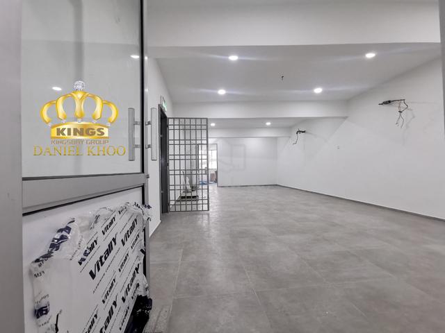 C Y Choy (Georgetown) Shop Office For Rent  4