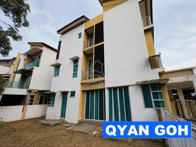 [CHEAPEST CORNER ] Gated 3 Sty Bungalow - Bay Garden Bayan Lepas 1