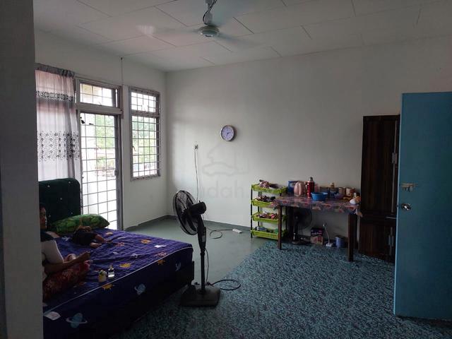 2 storey Terrace (partial furnish), Taman Tiong mas, simpang ampat 1