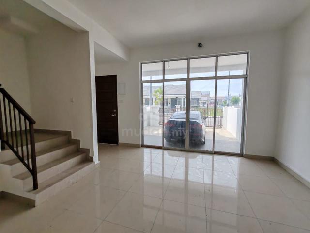 New House Taman Kerian Putra Pekan Parit Buntar ‼️ 1