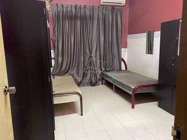 Bilik Untuk Disewa Rantau Panjang (Sharing - ) 1