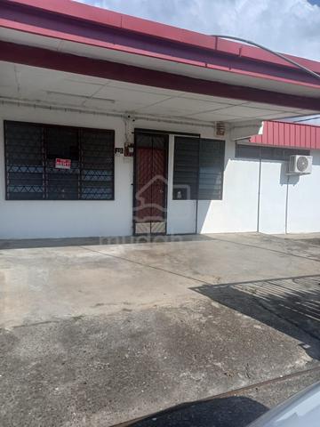 Single Storey Terrace House Sublot For Rent 1