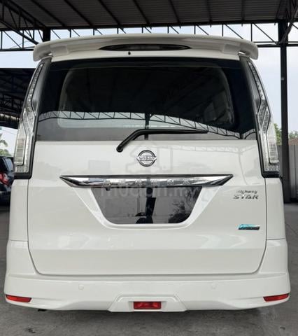 FULL LOAN!! 2017 Nissan SERENA2.0 S-HYBRID PREMIUM - 4