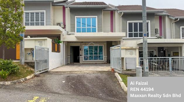 Double Storey Terrace Intermediate Desa Salak Akasia, Salak Tinggi 1