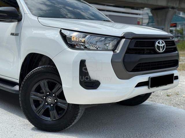 Toyota HILUX 2.4 E(A)WARRANTY TIL 2027 F/LON 1/OWN - 2