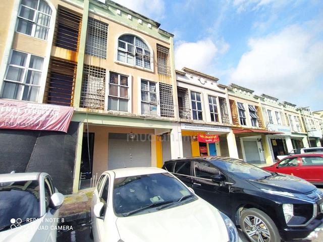 Shoplot Corner Lot Level 1 & 2 KotaWarisan Berdekatan ERL Salak Tinggi 1