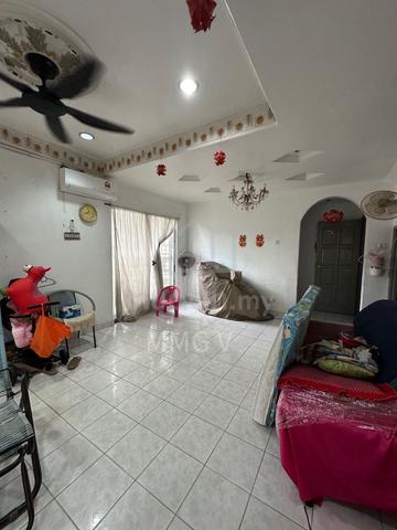 Convenient Location Partly Furnished 2 Sty Corner Bandar Puteri Klang 1