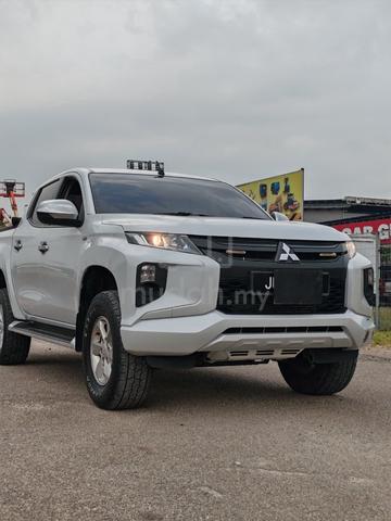 2021 Mitsubishi TRITON 2.4 VGT 6 Speed MANUAL 4X4 - 1